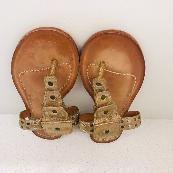 TRASK Tan Leather Sandals Thong Crackle Bronze Studded Cascade Padded Sz 7 - Picture 2 of 16